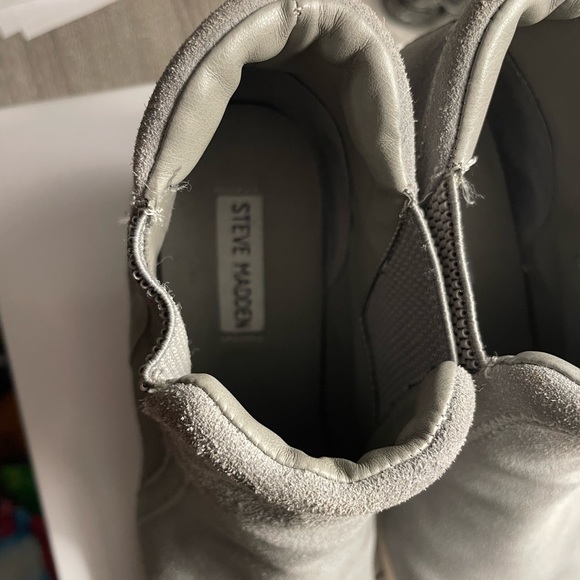 Gently used Steve Madden wedge sneakers - Picture 4 of 5
